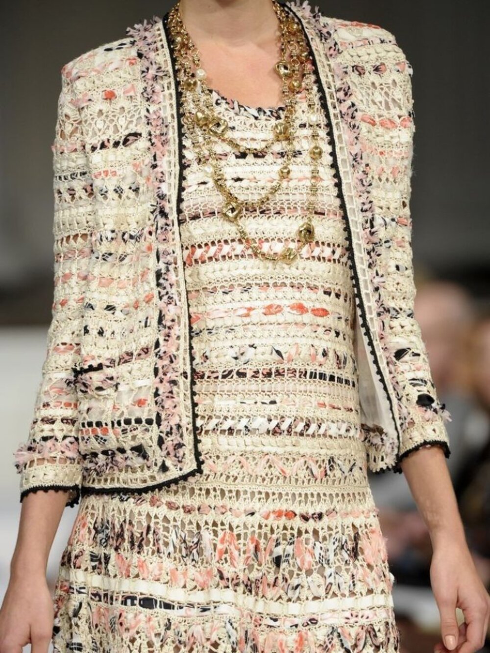 Oscar de la Renta SS11 Runway Cream & Pink Ribbon-Trim Crochet Cardigan